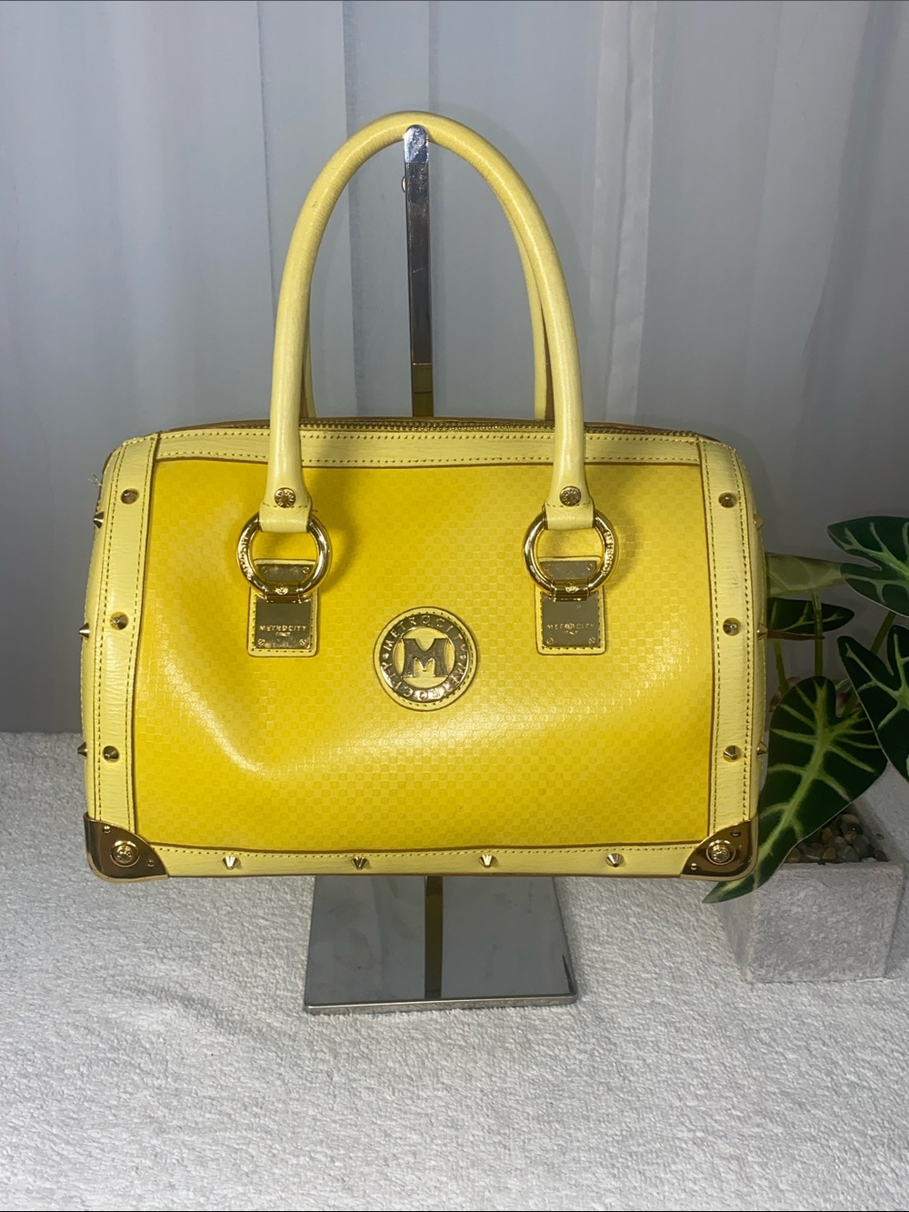 GUC Metrocity Italy Yellow Embossed Leather Satchel